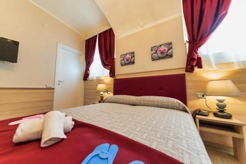 Hotel Manzoni Рим Экстерьер фото