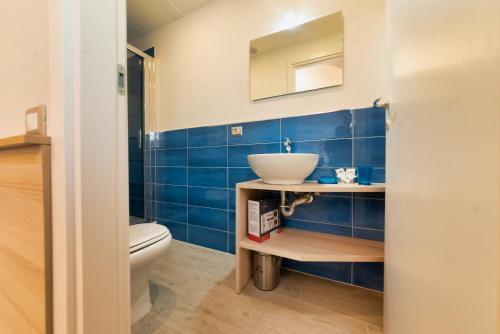 Hotel Manzoni Рим Экстерьер фото