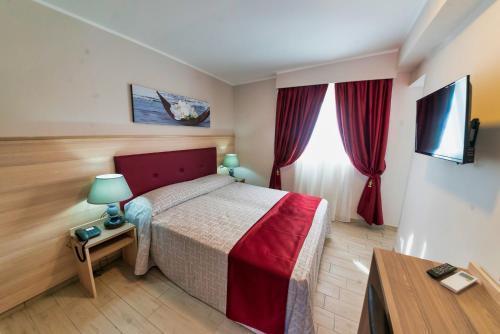 Hotel Manzoni Рим Экстерьер фото