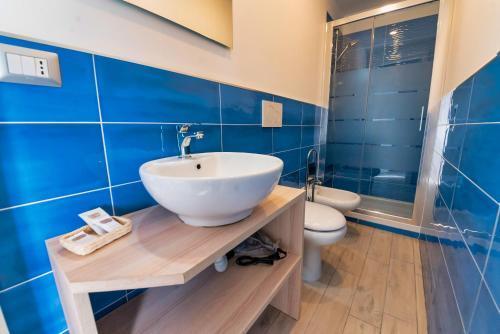 Hotel Manzoni Рим Экстерьер фото